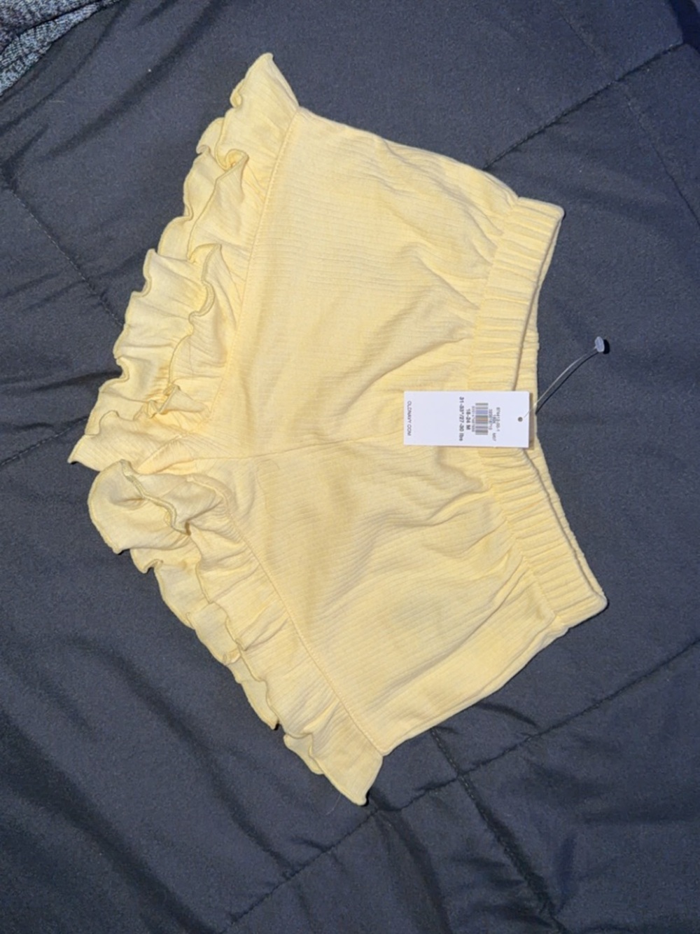 Old Navy Ribbed Ruffled Shorts for toddler girls.